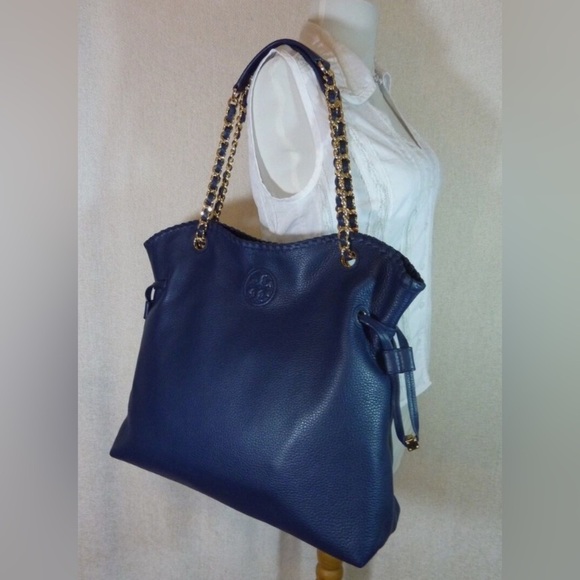 Tory Burch Handbags - Tory Burch Hudson Bay/Navy Pebbled Leather Marion-EUC